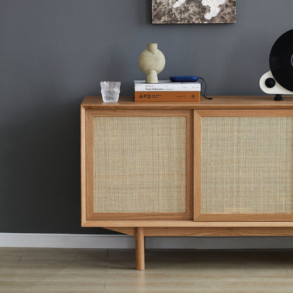 Credenza Torii / Ante e cassetti in rattan intrecciato