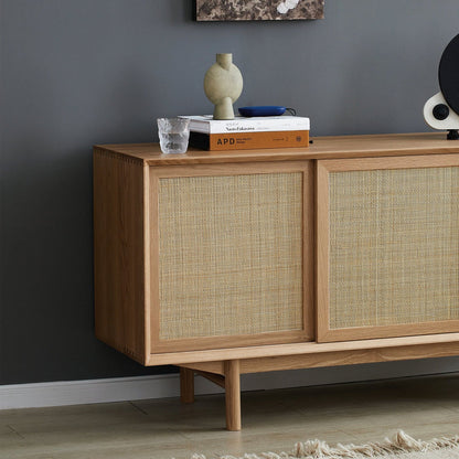 Credenza Torii / Ante e cassetti in rattan intrecciato