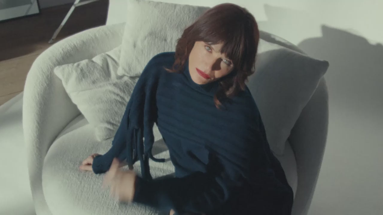 Carica il video: 